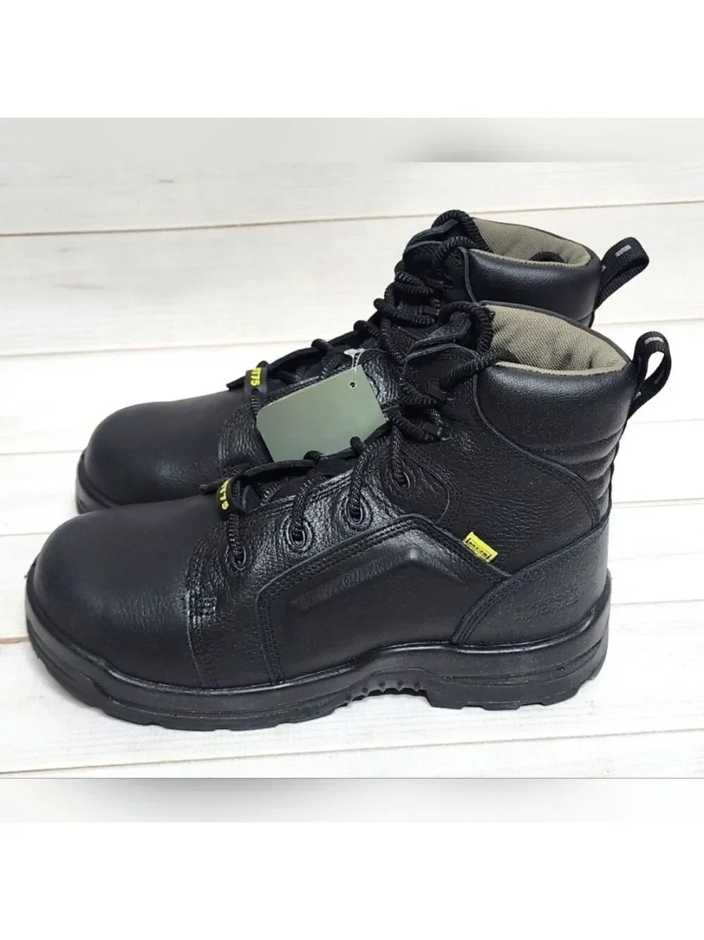 New Rockport Black 6